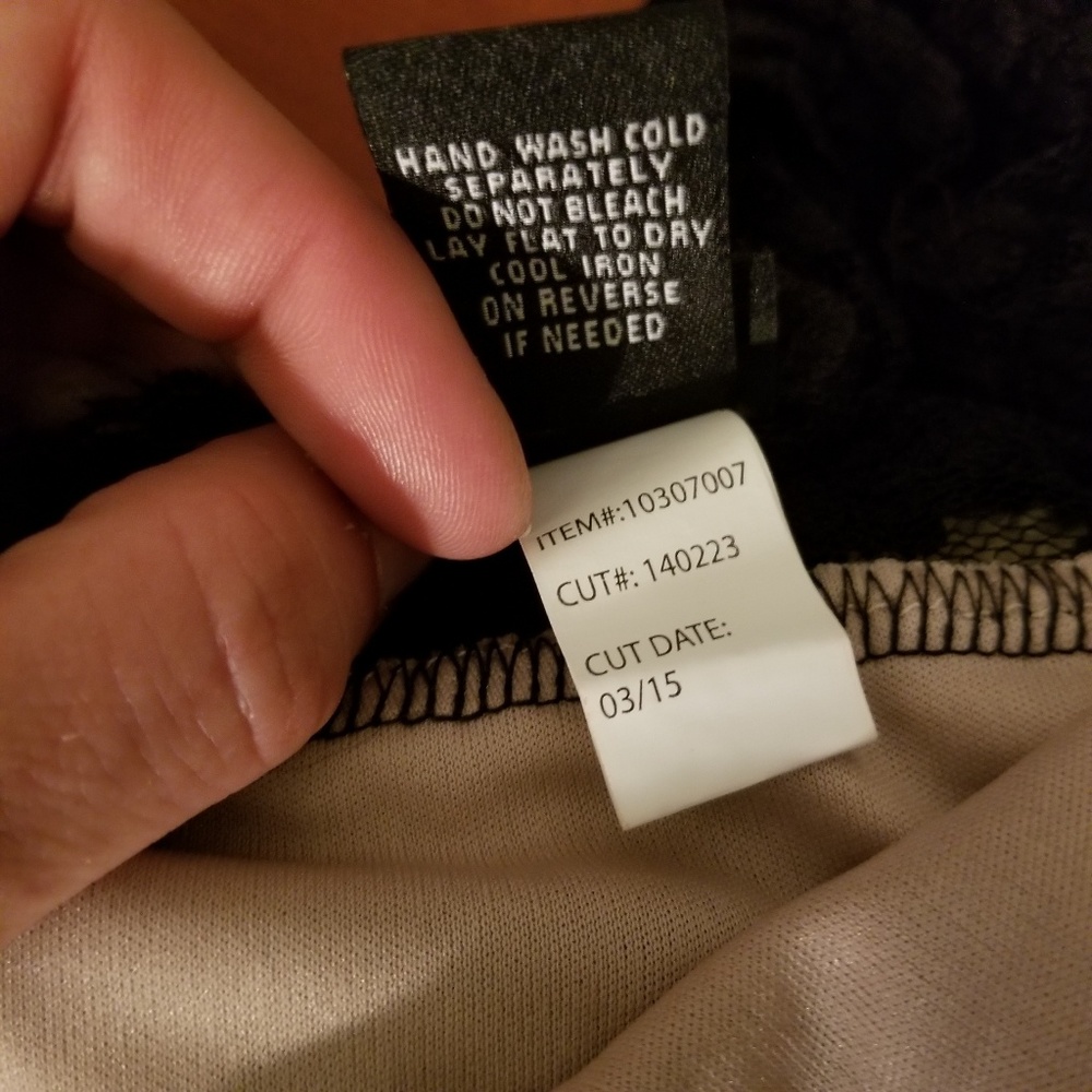Torrid Top - Picture 5 of 8